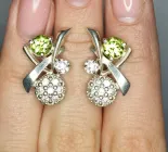 Сережки срібні з хризолітом і кубічним цирконієм 5,01 м