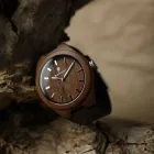 Чоловічий наручний годинник з дерева SkinWood з індивідуальним гравіюванням