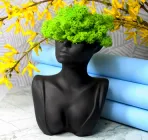 Кашпо гіпсове "Жіночість" зі стабілізованим мохом NEROLI 20 см чорне