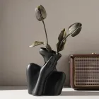 Ваза для квітів Велике жіноче тіло у чорному кольорі Betonika Homе 16.5*14.5