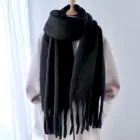 Жіночий теплий шарф Дред Homehope однотонний з бахромою 210х40см Чорний