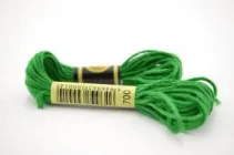 Нитки муліне для вишивки СХС-700 яскраво-зелений / 8 м