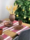 Комплект різдвяний лляний з українським орнаментом "Рандеву червоний" Ранер 140х30 см + серветки 30х40 3 шт