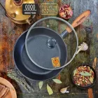 Сковорода чугунна Maysternya 28х6см з дерев'яною ручкою зі скляною кришкою (Т306С3)