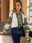 Жіноча вишукана сорочка з геометричним орнаментом "Зелена долина" M біла (5728)