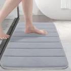 Сучасний килимок для ванної Aquarius з ефектом пам'яті М'який Антиковзкий 50 х 80 см Сірий у смужку