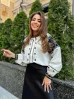Жіноча вишита сорочка Esq на ґудзиках з чорним орнаментом M біла (1120)
