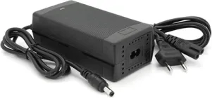 Зарядний пристрій Voltronic для акумуляторів LiFePO4 12V (14.6V), 4S, 10A, штекер 5.5х2.5, з індикацією, 133х67х45mm, 0.3kg (YT36997)