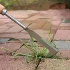 Садовий інструмент ніж-скребок для видалення бур’янів, моху, трави очищає шви тротуарної плитки, кромки доріжок, клумби з нержавіючої сталі 30 см (GT30ST)