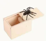 Прикольна коробка-жарт із павуком, дерев'яна, подарунок для арахнофоба | боягуза | друга | дівчини | хлопця Halloween