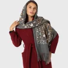 Женский шарф кашеміровий палантин сірий з вишивкою квіти теплий з бахромою зимовий 195х70 см