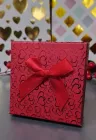 Квадратна подарункова міні-коробка червона 9х9х3,5 см (8037-6)