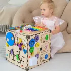 Дерев'яний бизикубик кубик розвиваюча іграшка для дітей малюків дівчаток хлопчиків 30х30х30 см натурального кольору без фарби Натуральне дерево