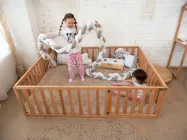 Дитячий дерев'яний манеж-ліжечко Монтессорі BUSY WOOD на підлозі Модель 6.2 140x70 см Натуральне дерево