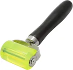 Професійний ручний прикатковий валик для автомобільної шумоізоляції.