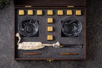 Подарунковий набір для віскі Moltis Premium MR-2002 — 2 склянки + охолоджувальні кубики