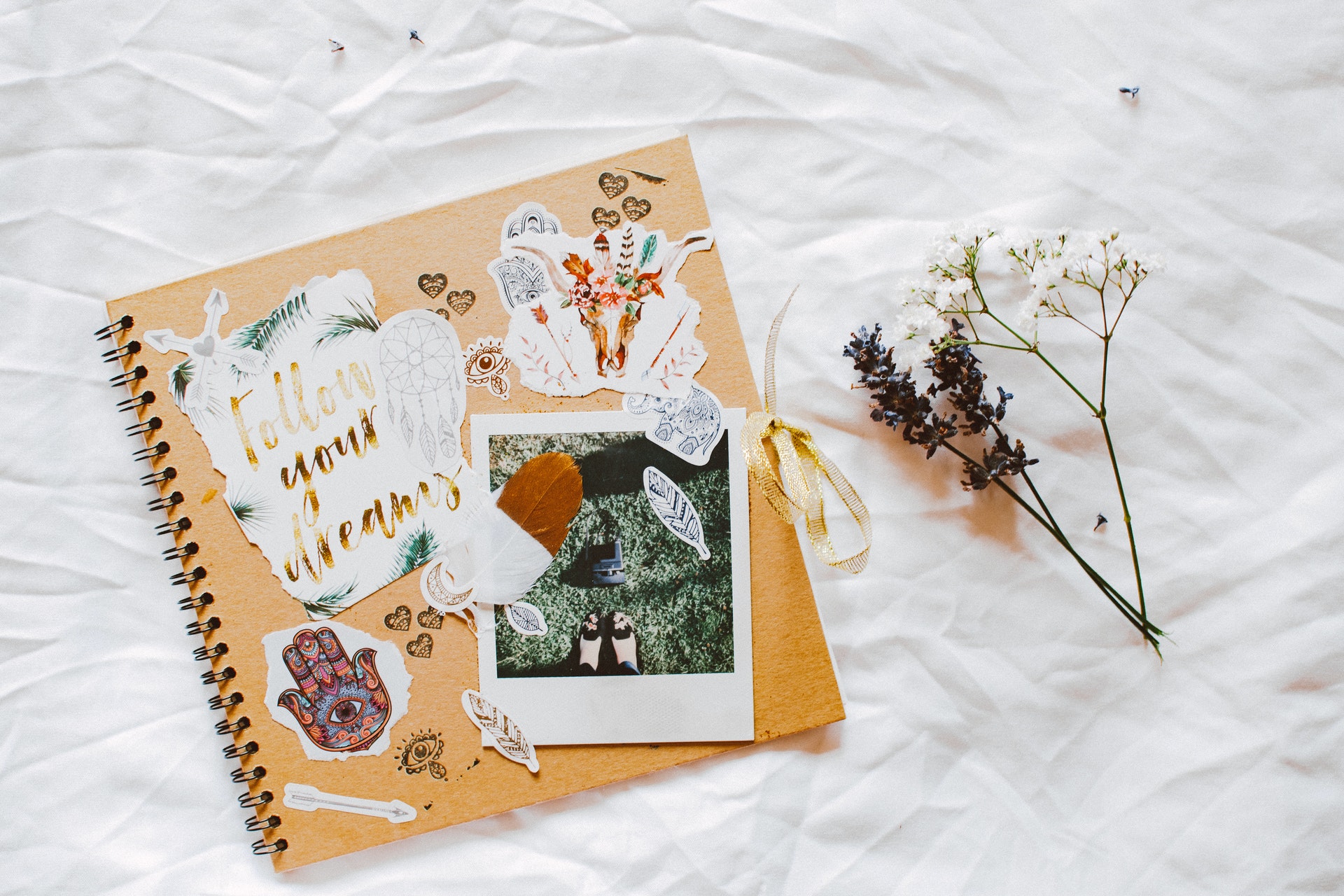 Кардмейкинг – хобби для любительниц делать дизайнерские открытки для души и в подарок