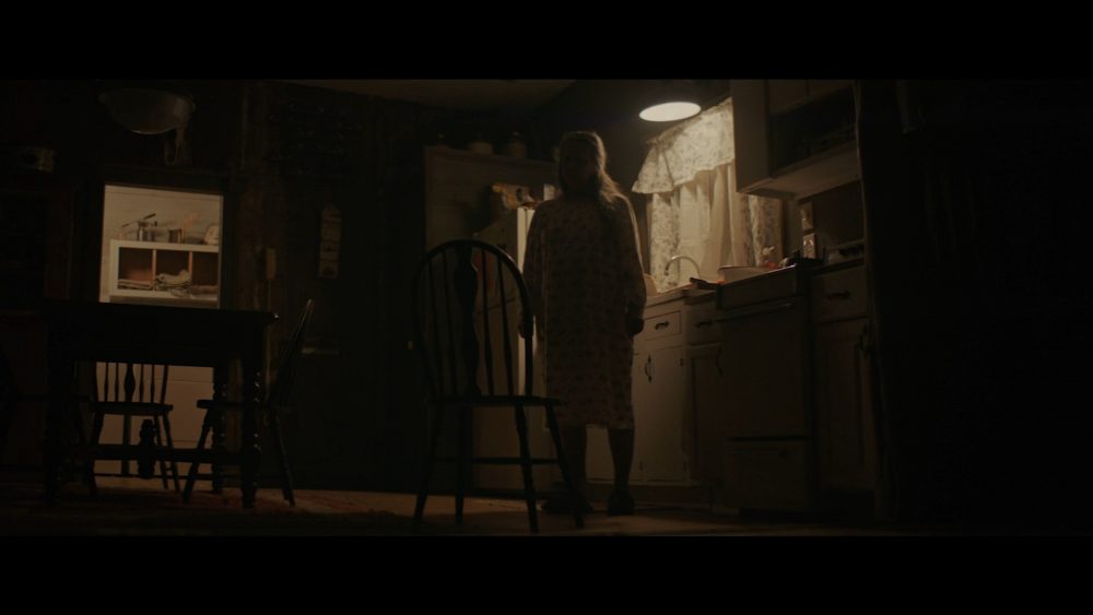 Кадр з фільму "Темні і злі"