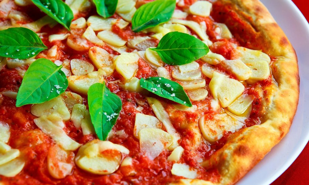 Мясная пицца: рецепт и секреты приготовления