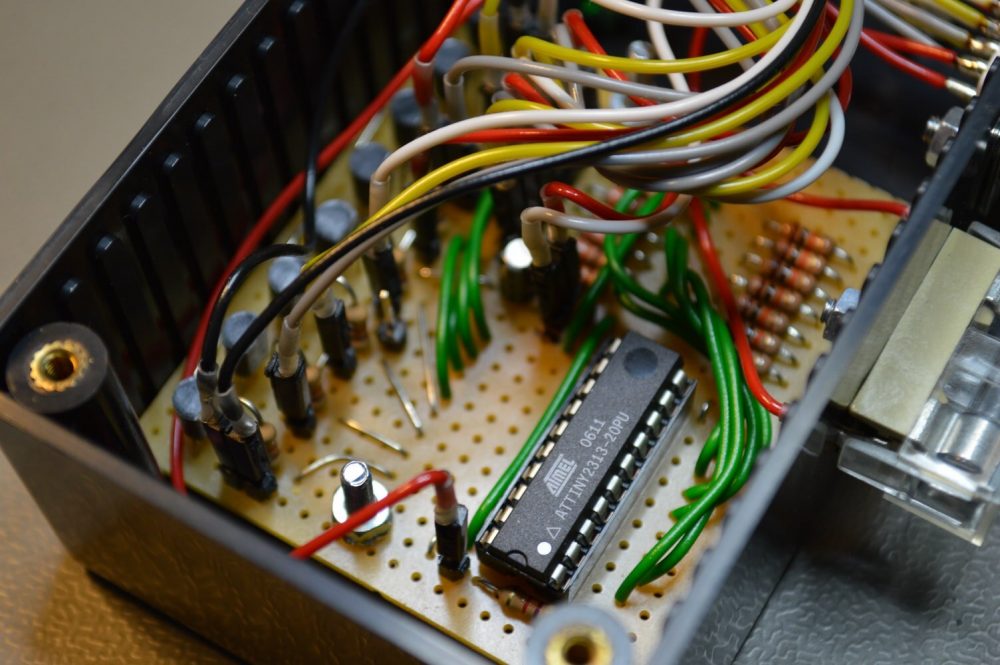 Самодельный 8-битный микроконтроллер AVR