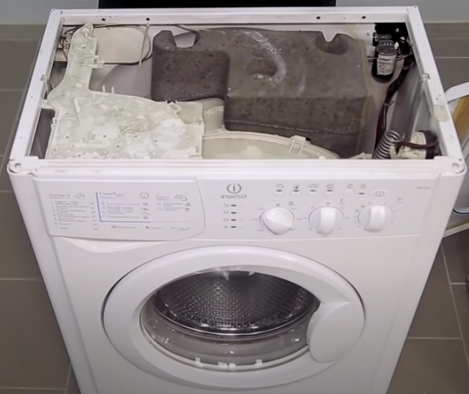 Чому не включається пральна машина