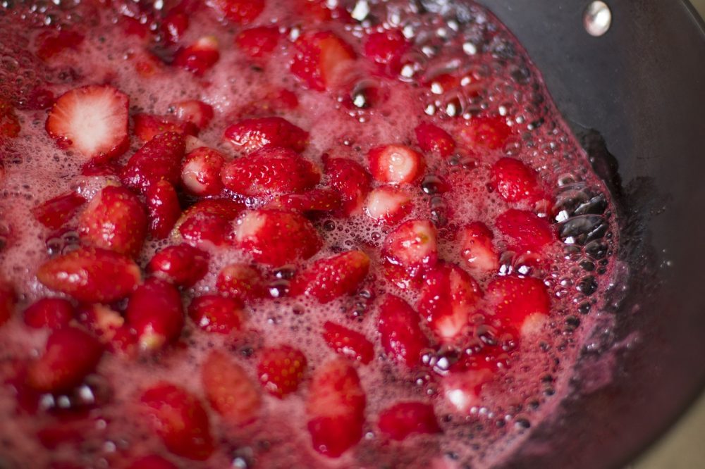 Варення із полуниці з цілими ягодами